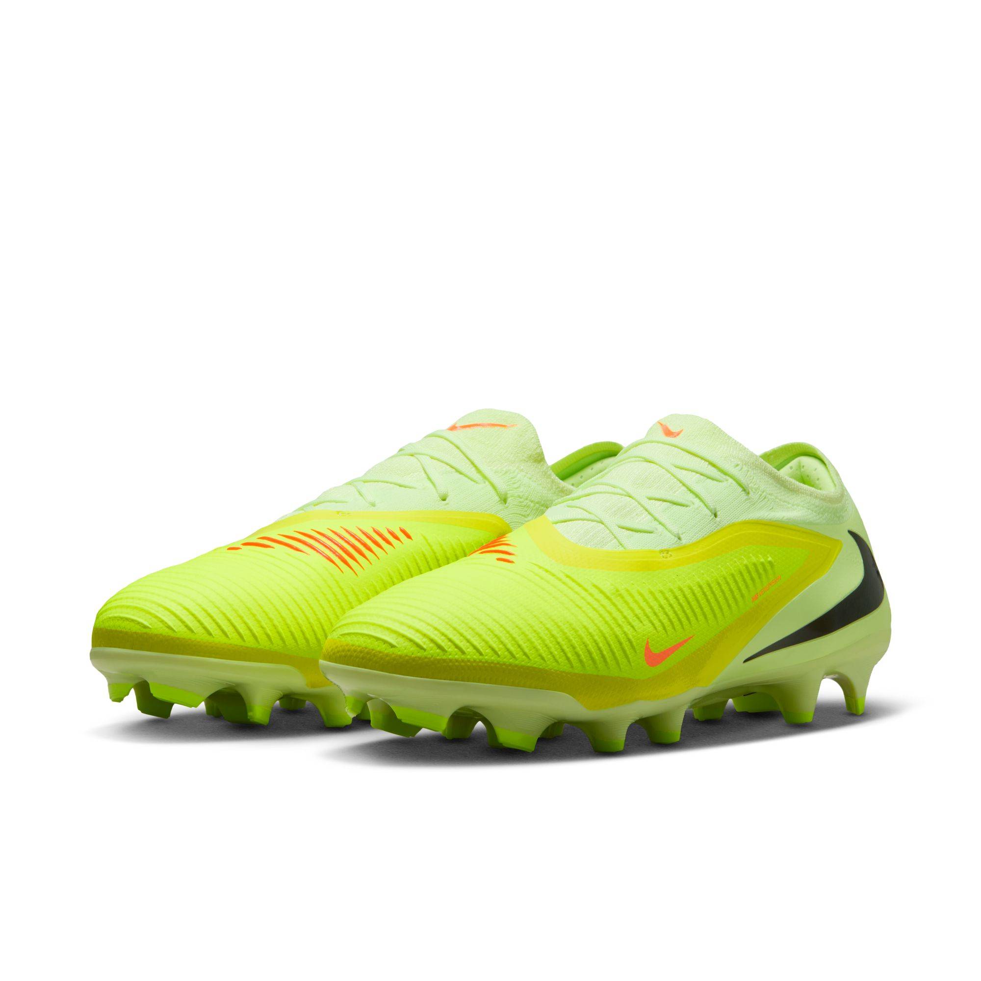 NIKE PHANTOM 6 LOW PRO (FG)