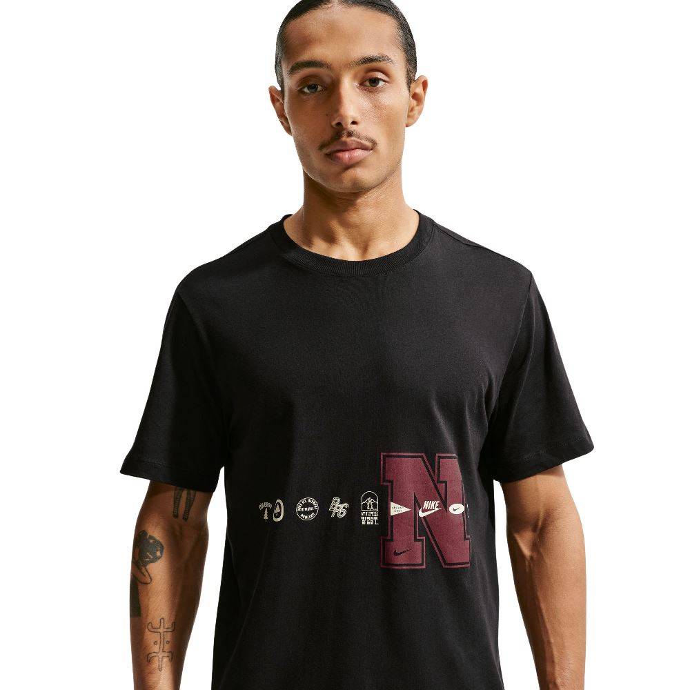 NIKE STANDARD CELEBRATE BRAND TEE