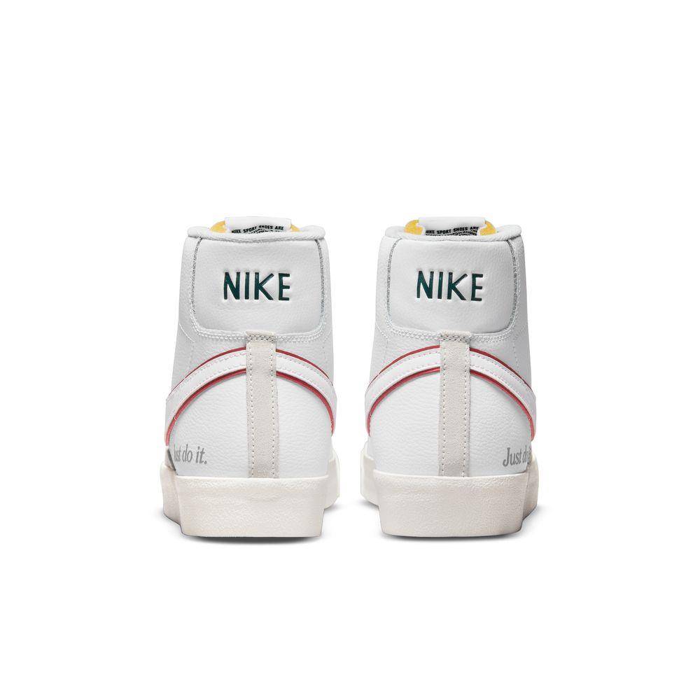 NIKE BLAZER MID '77