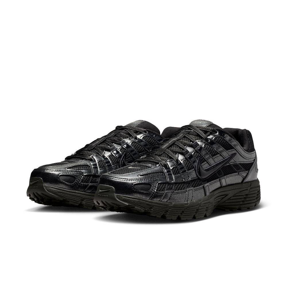NIKE WOMENS P-6000