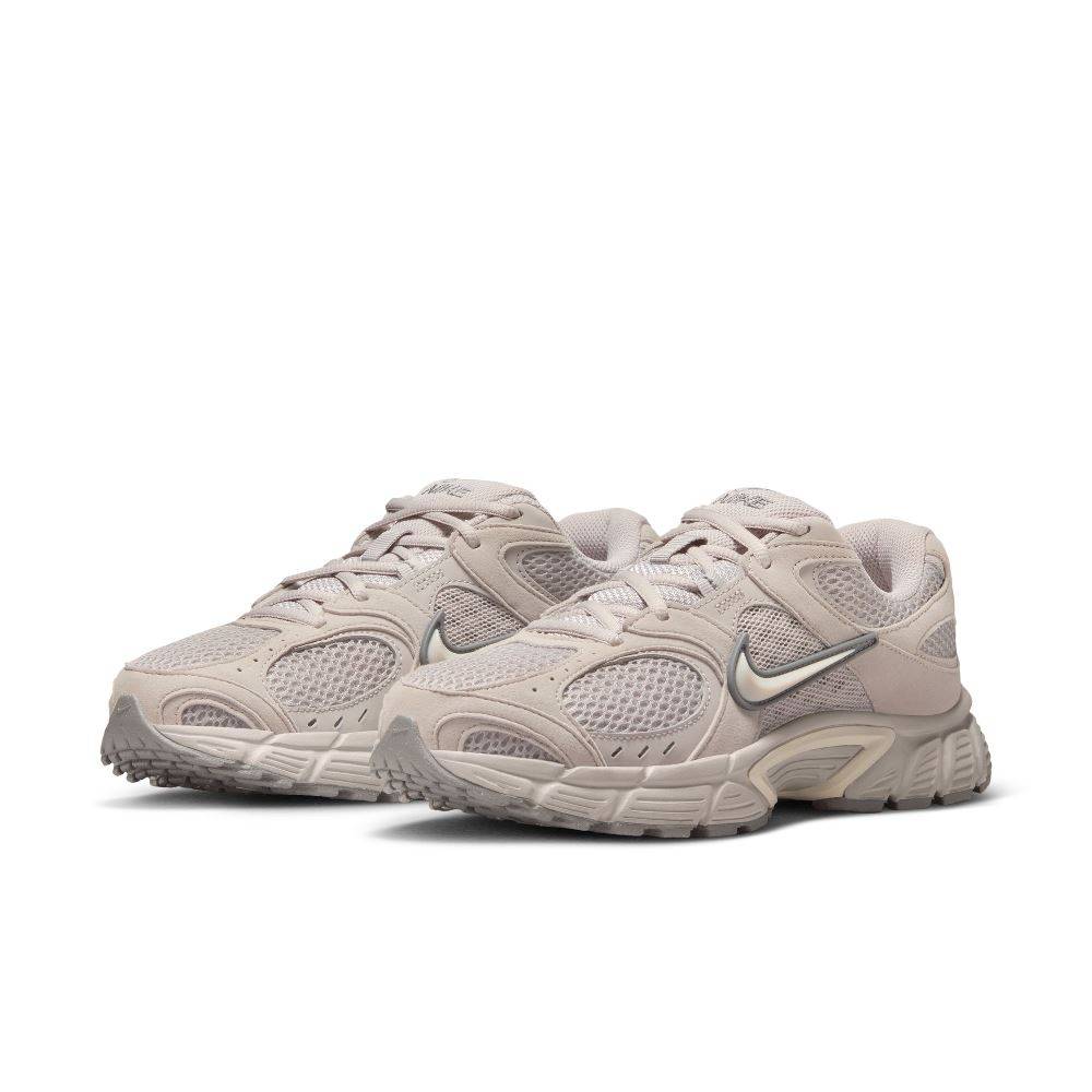 NIKE V5 RNR WOMENS SNEAKERS