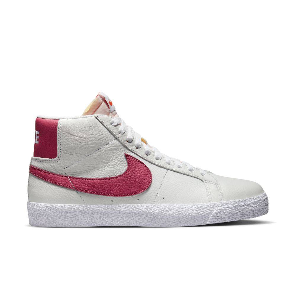NIKE SB ZOOM BLAZER MID ISO