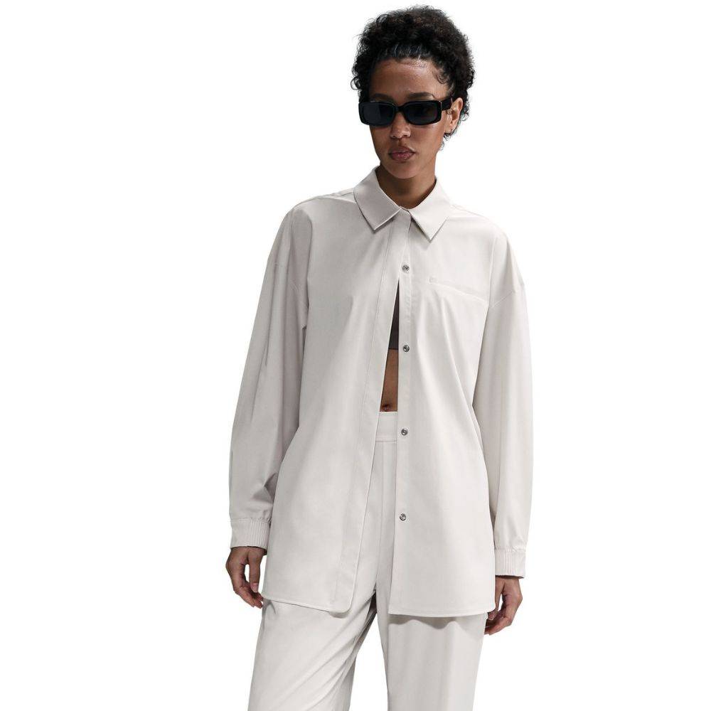 NIKE DRI-FIT OVERSIZED LONG-SLEEVE SHIRT