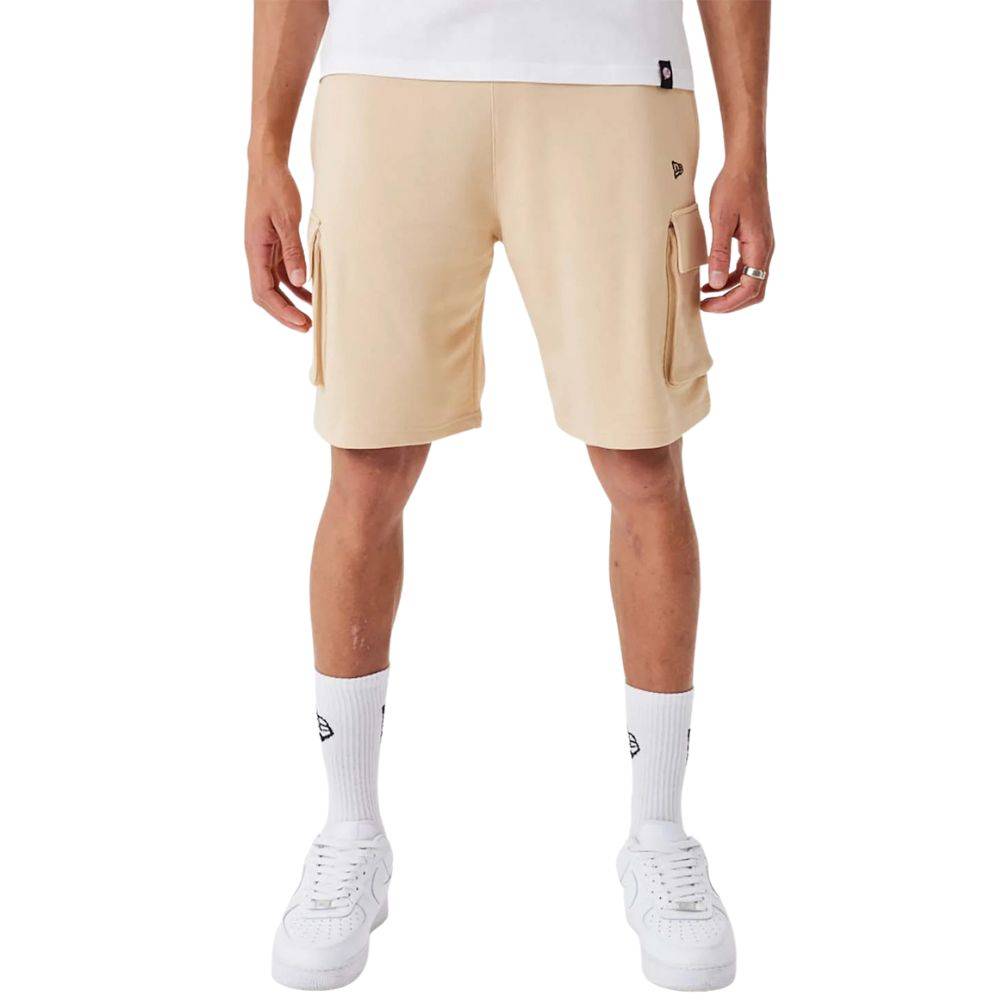 NEW ERA ESSENTIALS CARGO SHORT