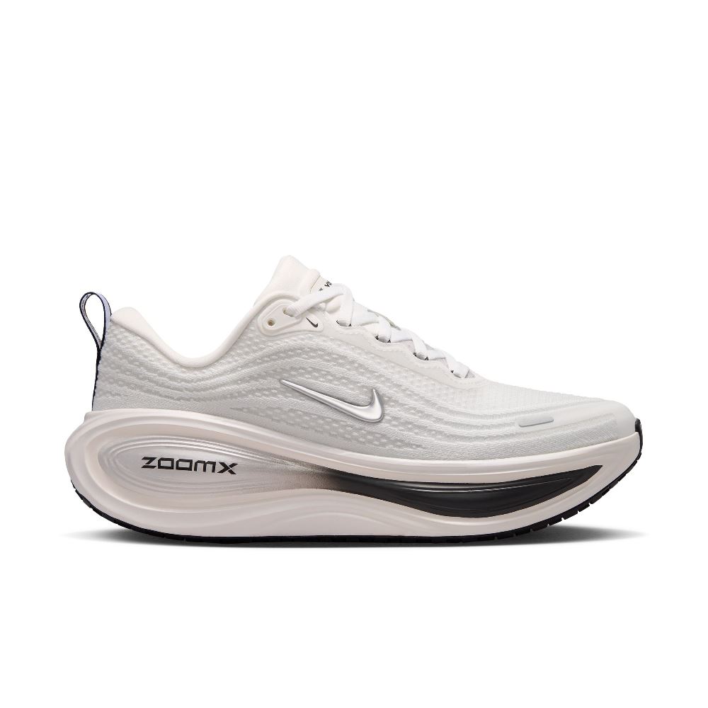 NIKE WOMENS VOMERO PLUS ESS RUN SHOES