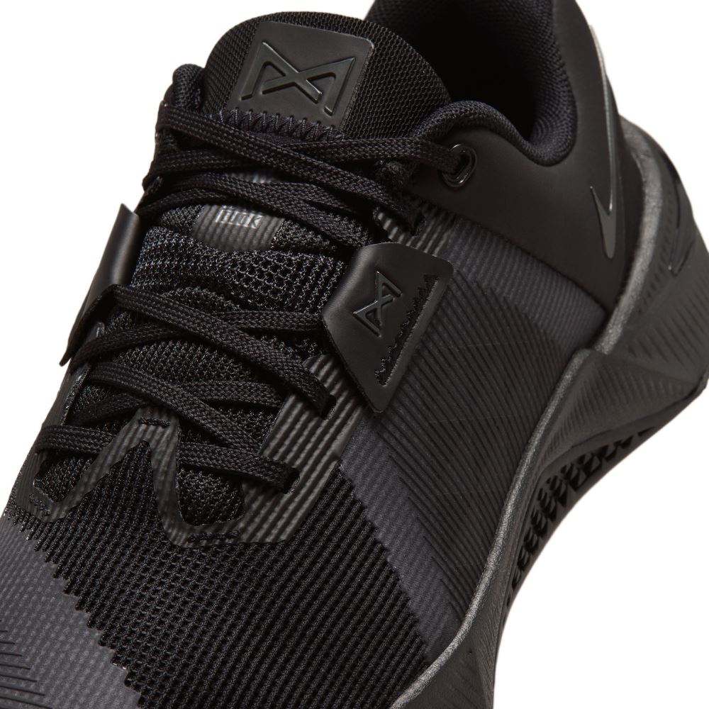 NIKE WOMENS METCON 10