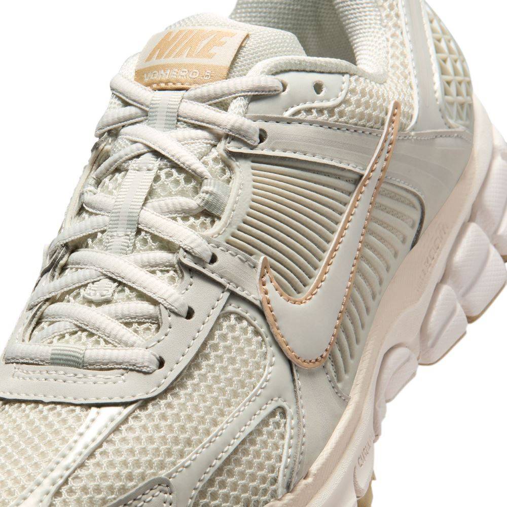 NIKE WOMENS ZOOM VOMERO 5