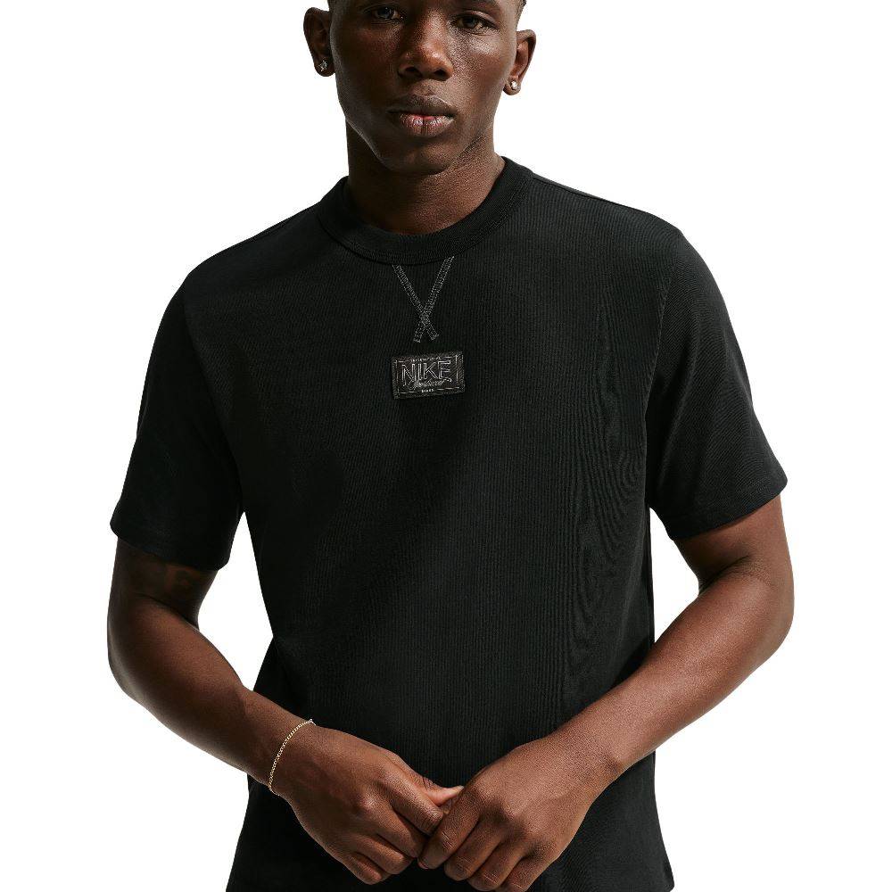 NIKE NSW PREMIUM ESSENTIALS T-SHIRT