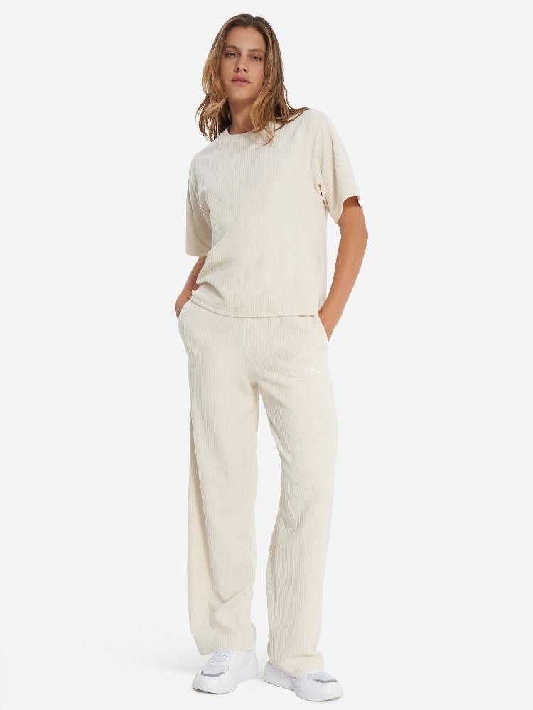PUMA ESS ELEVATED RELAXED VELOUR RIB TEE