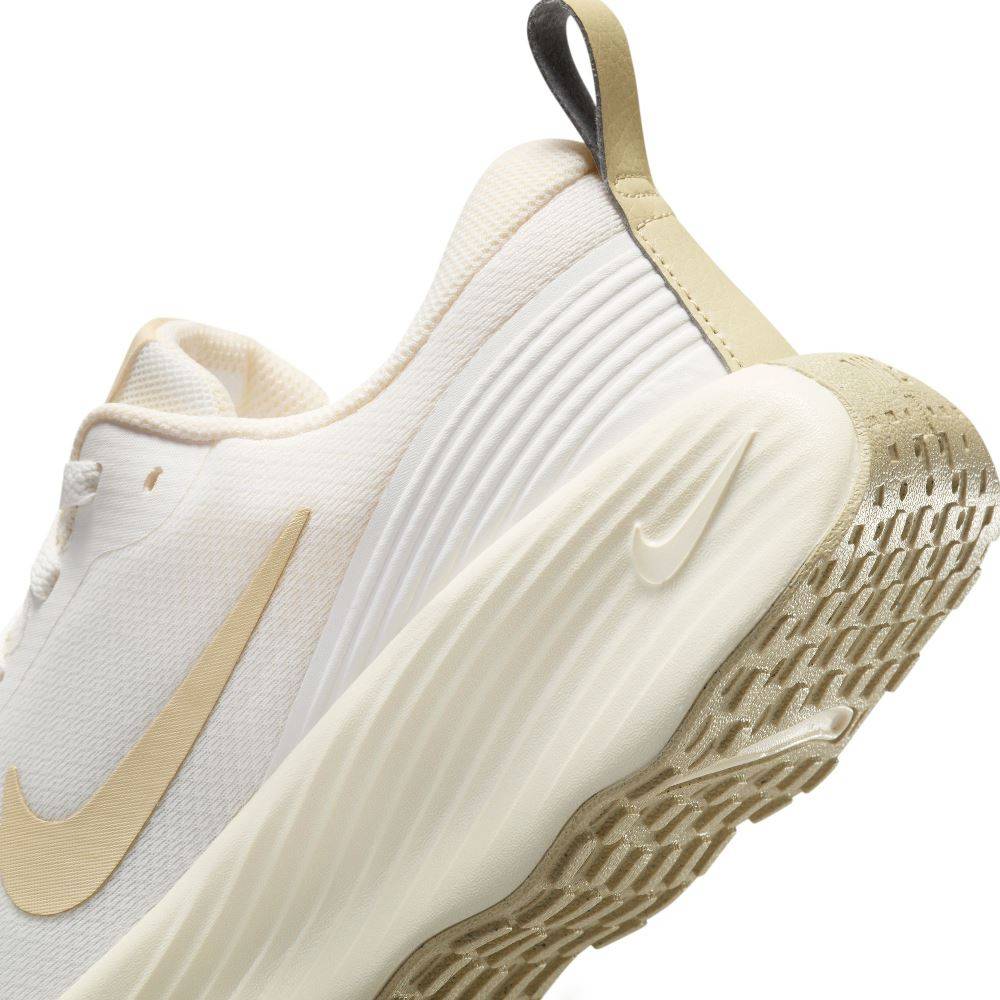 NIKE WOMENS PROMINA SHOES