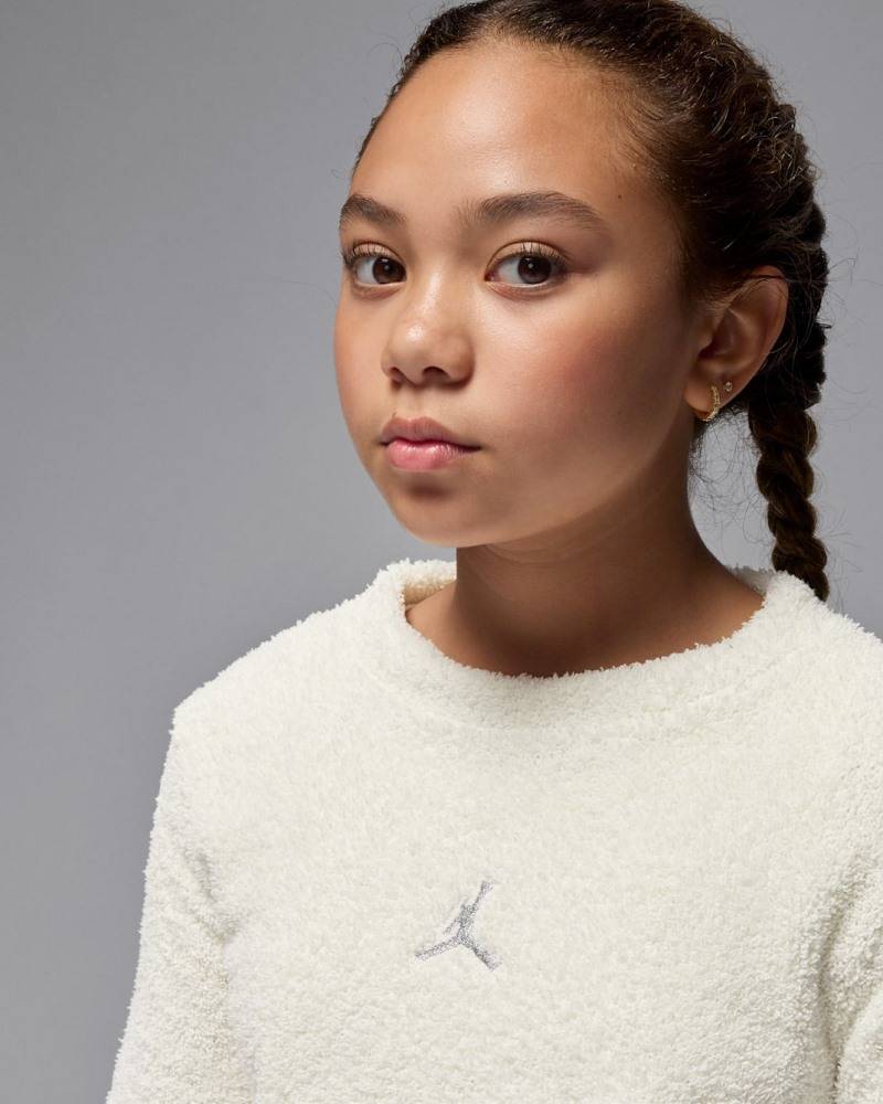 NIKE JORDAN GIRLS MOUNTAINSIDE BOUCLE CREW