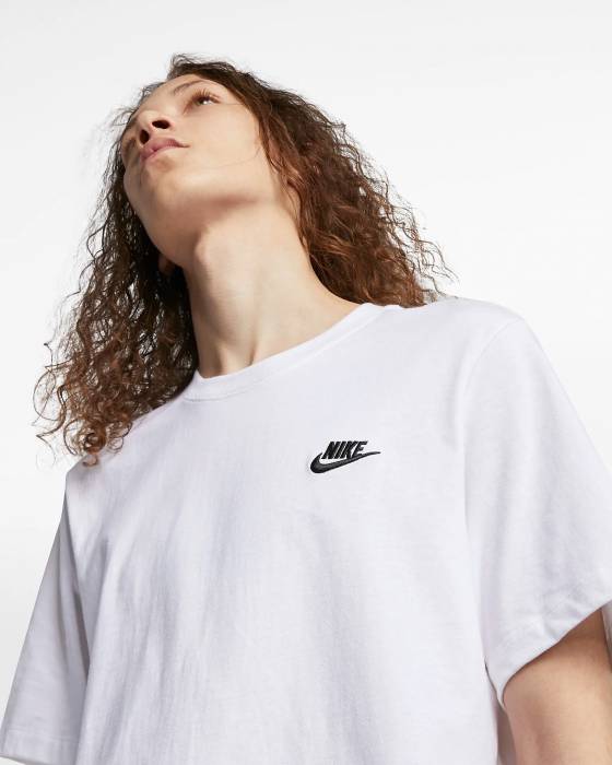 NIKE SPORTSWEAR CLUB TEE MENS