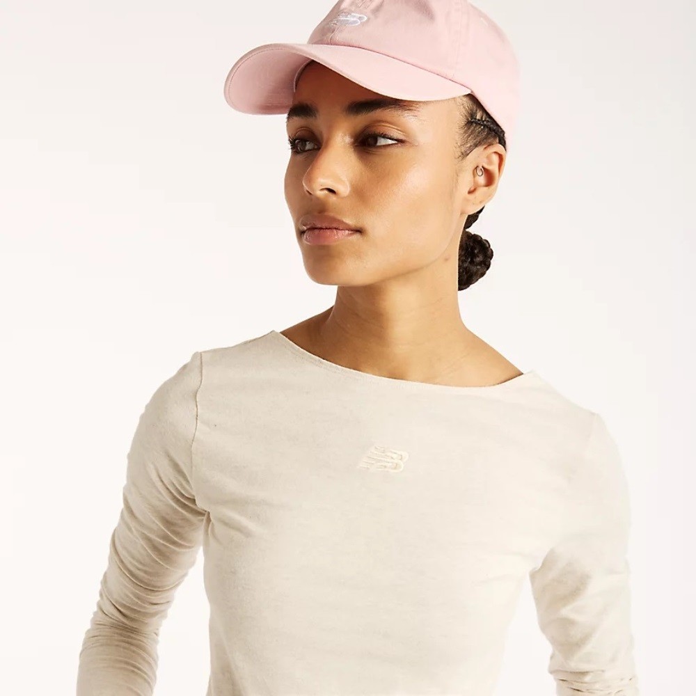 NEW BALANCE OPEN-BACK FITTED LONG SLEEVE