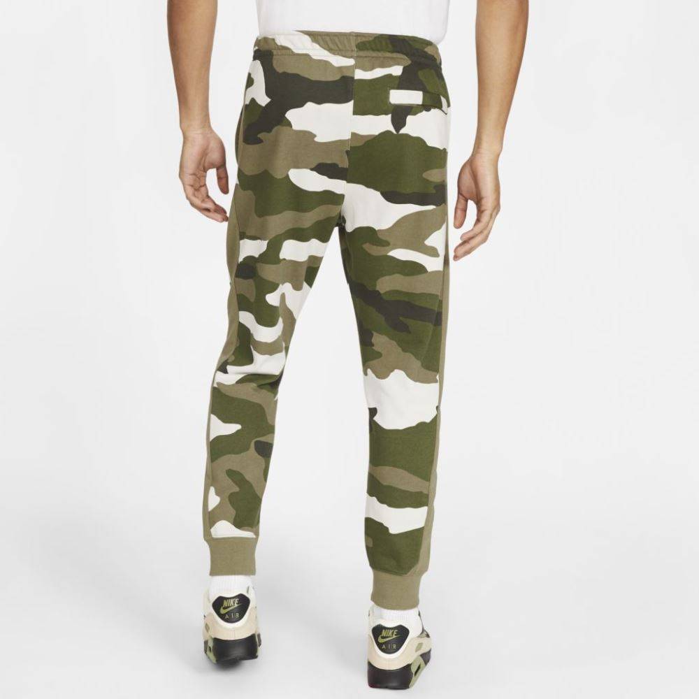 NIKE SPORTSWEAR CLUB CAMO FRENCH TERRY JOGGER PANT
