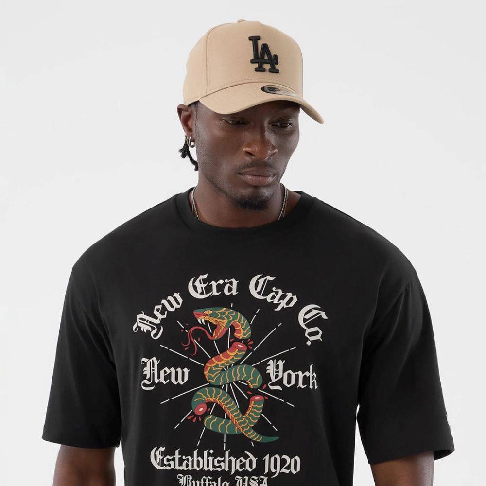 NEW ERA OVERSIZED GRAPHIC TEE