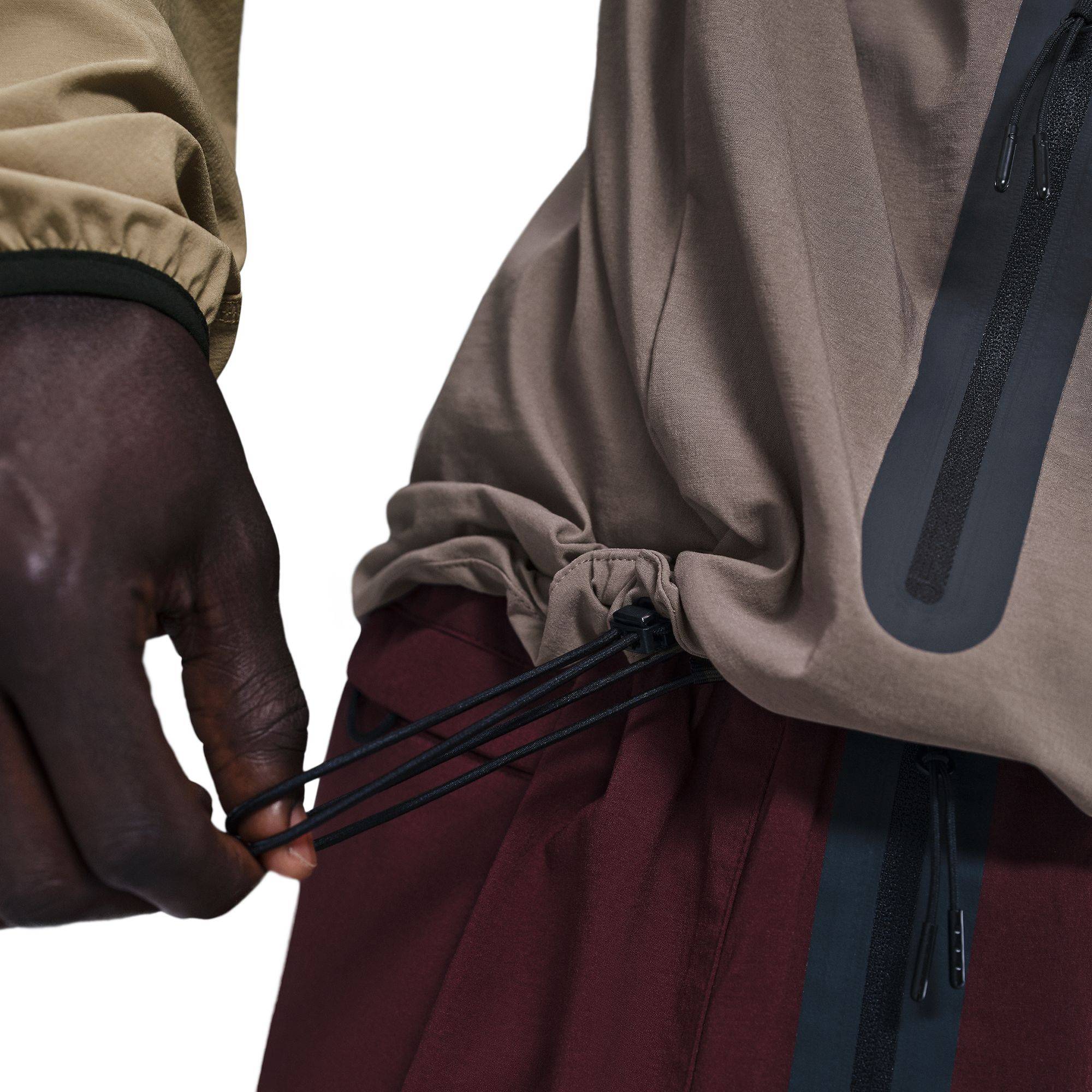 NIKE TECH FLEECE FULL-ZIP WOVEN WINDRURRUNER