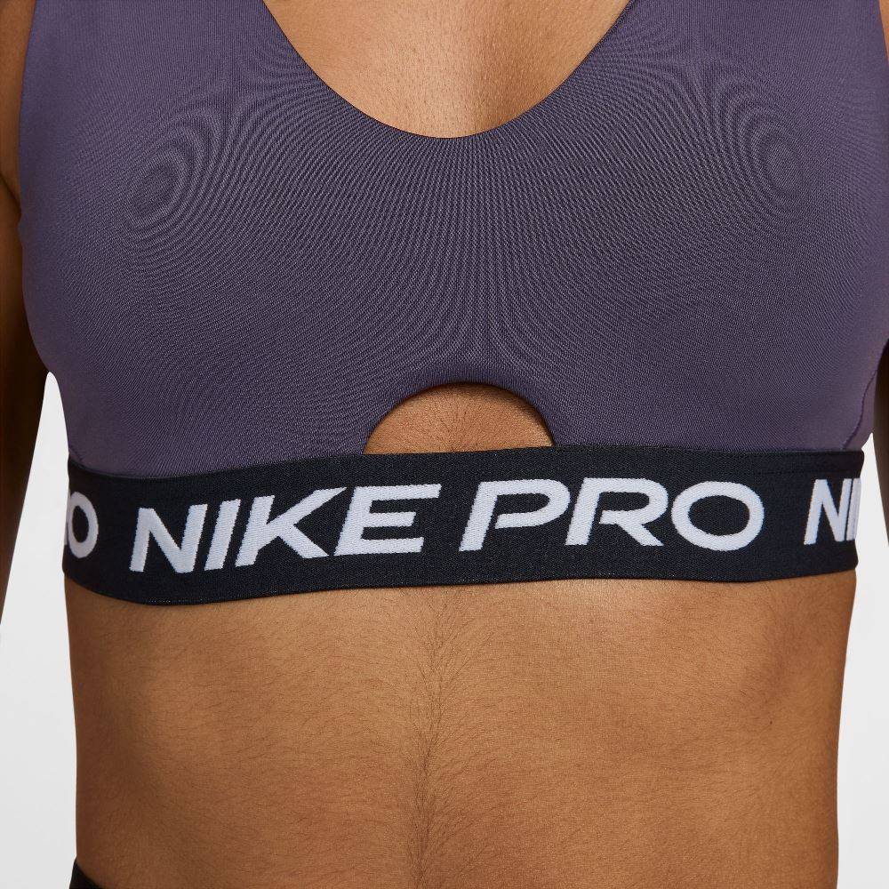 NIKE INDY PLUNGE MEDIUM-SUPPORT PADDED BRA