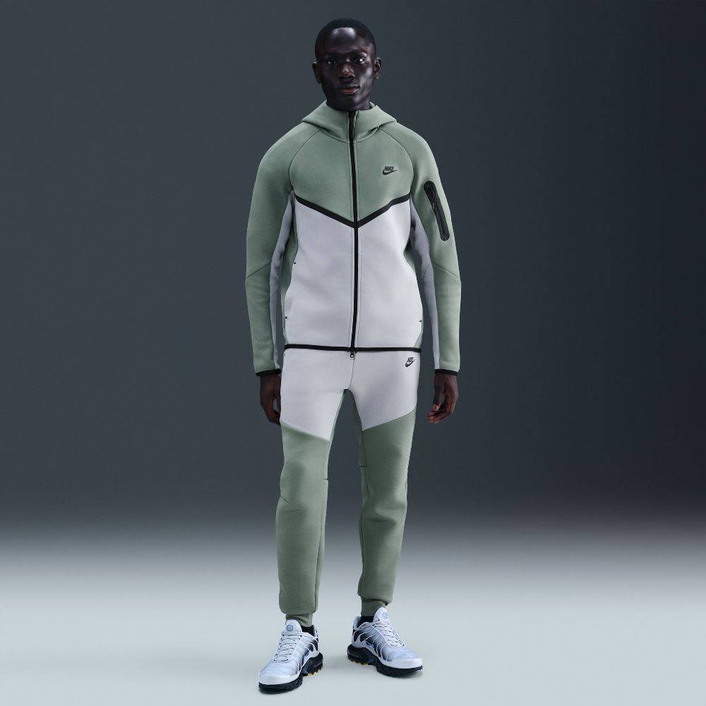 NIKE TECH FLEECE FULL-ZIP WINDRUNNER HOODIE