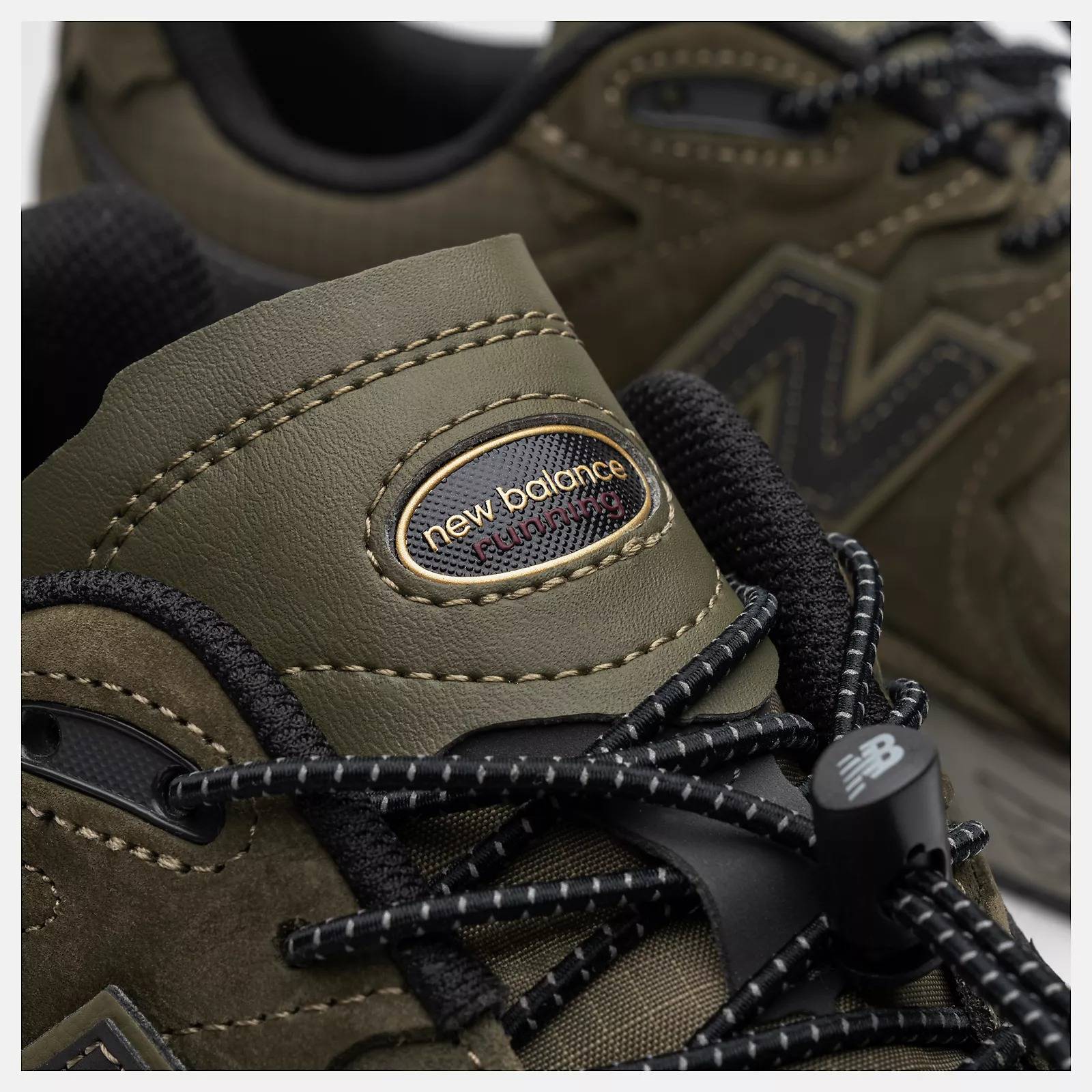 NEW BALANCE M2002 LIFESTYLE SNEAKERS