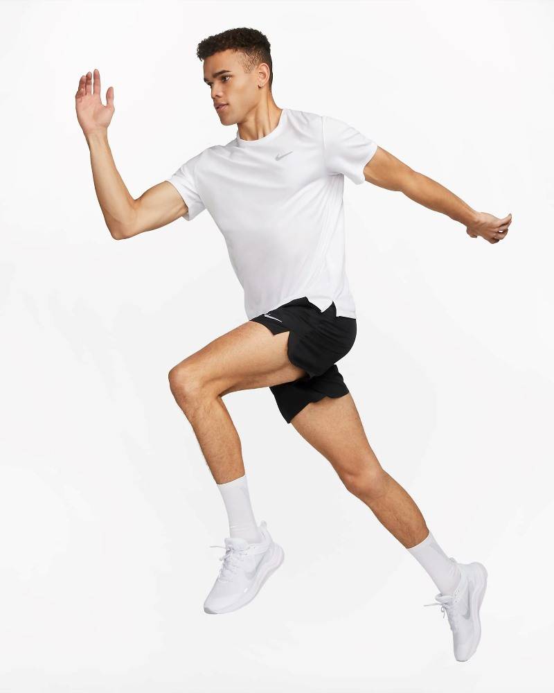 NIKE DRI-FIT UV MILLER SHORT-SLEEVE TOP