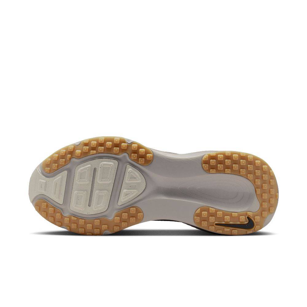 NIKE VOMERO 18 ROAD RUNNING SHOES