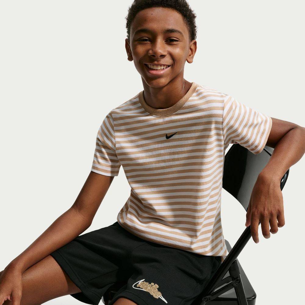 NIKE KIDS NSW CLUB FRENCH TERRY FMLY SHORT