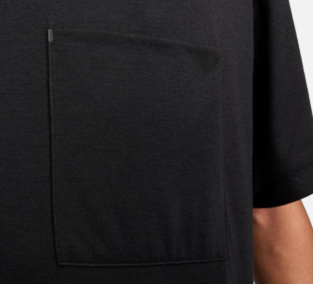 NIKE NSW TECH PACK DRI FIT SS TOP