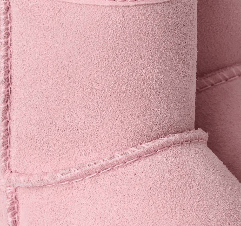 UGG BABY CLASSIC BOOT AND LOVEY BLANKET