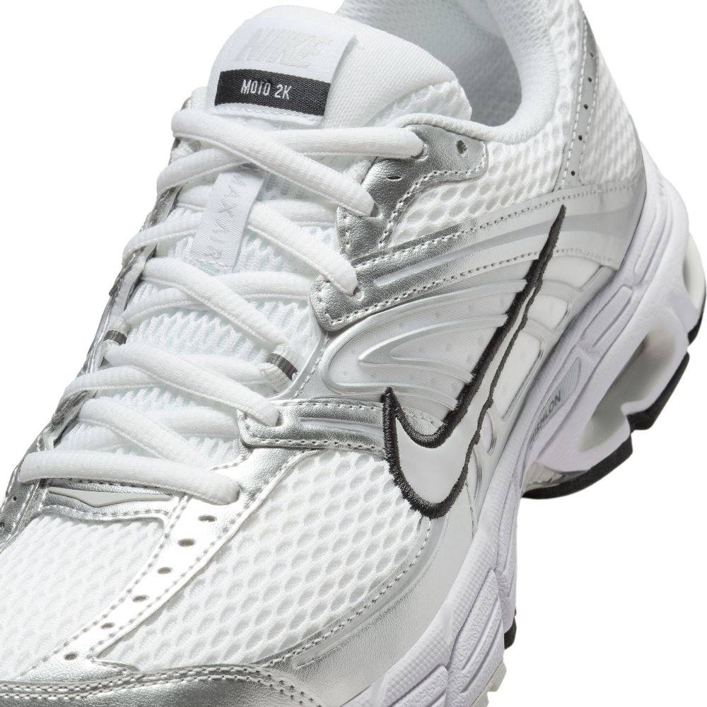NIKE WOMENS AIR MAX MOTO 2K