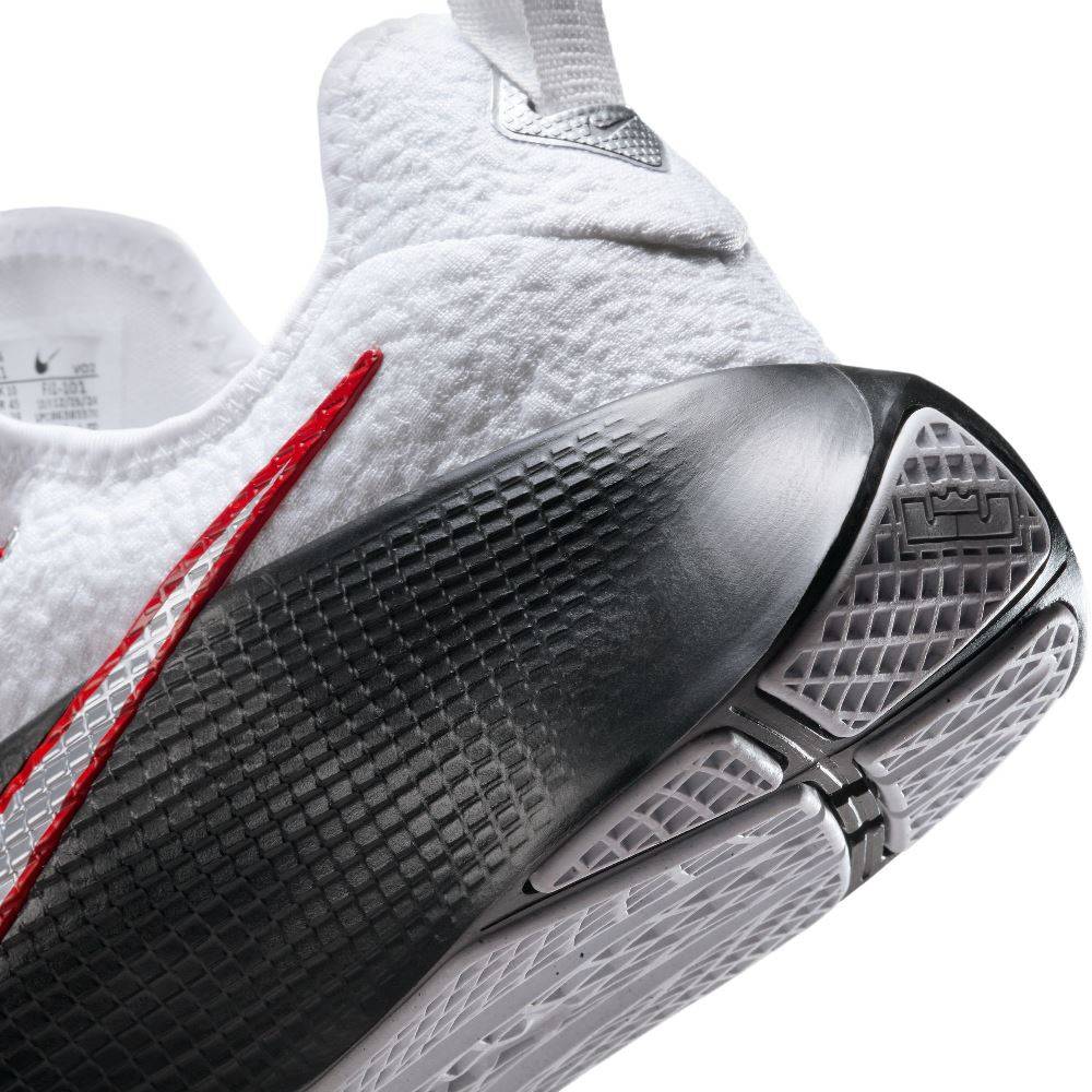 NIKE LEBRON 1 TR 1 FIRST GAME