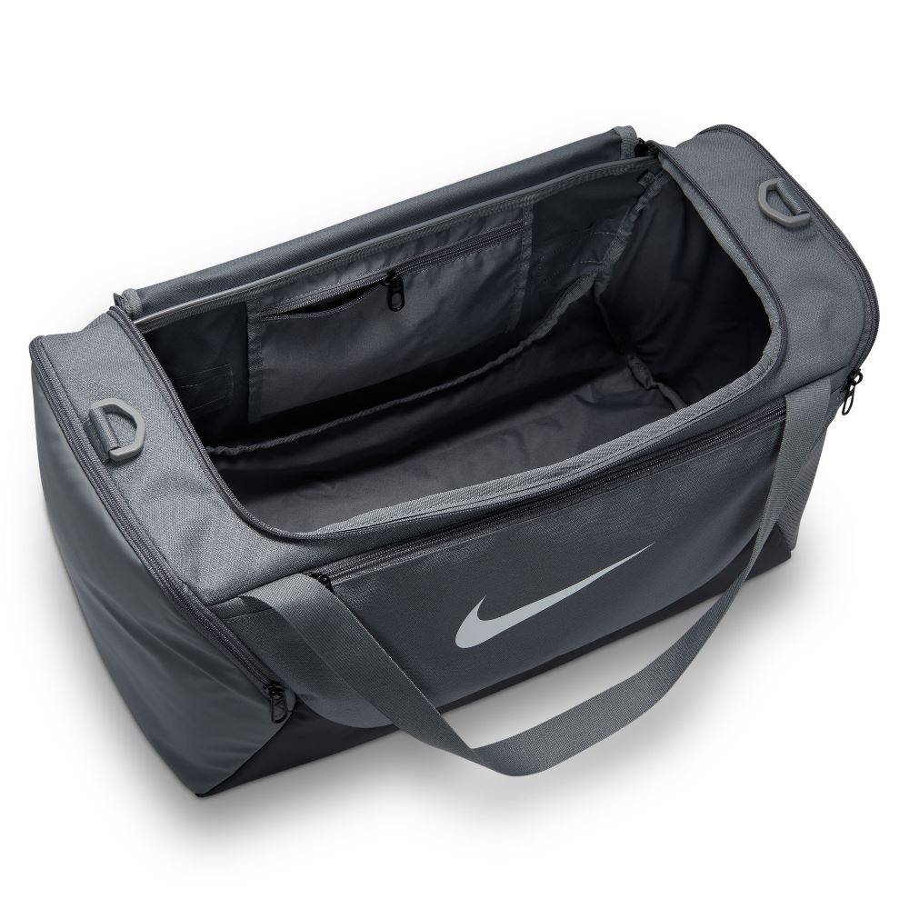 NIKE BRASILIA SMALL DUFFEL (51 X 28 X 28)