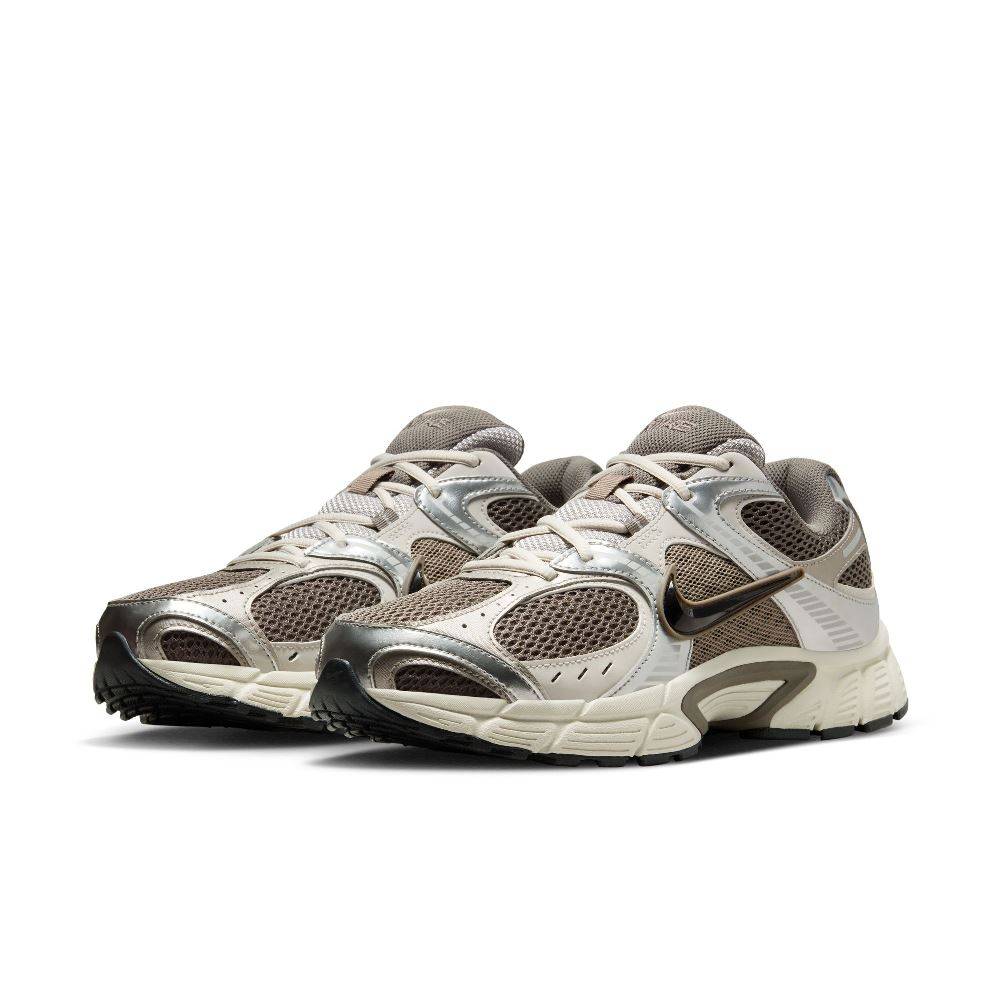 NIKE V5 RNR UNISEX SNEAKERS