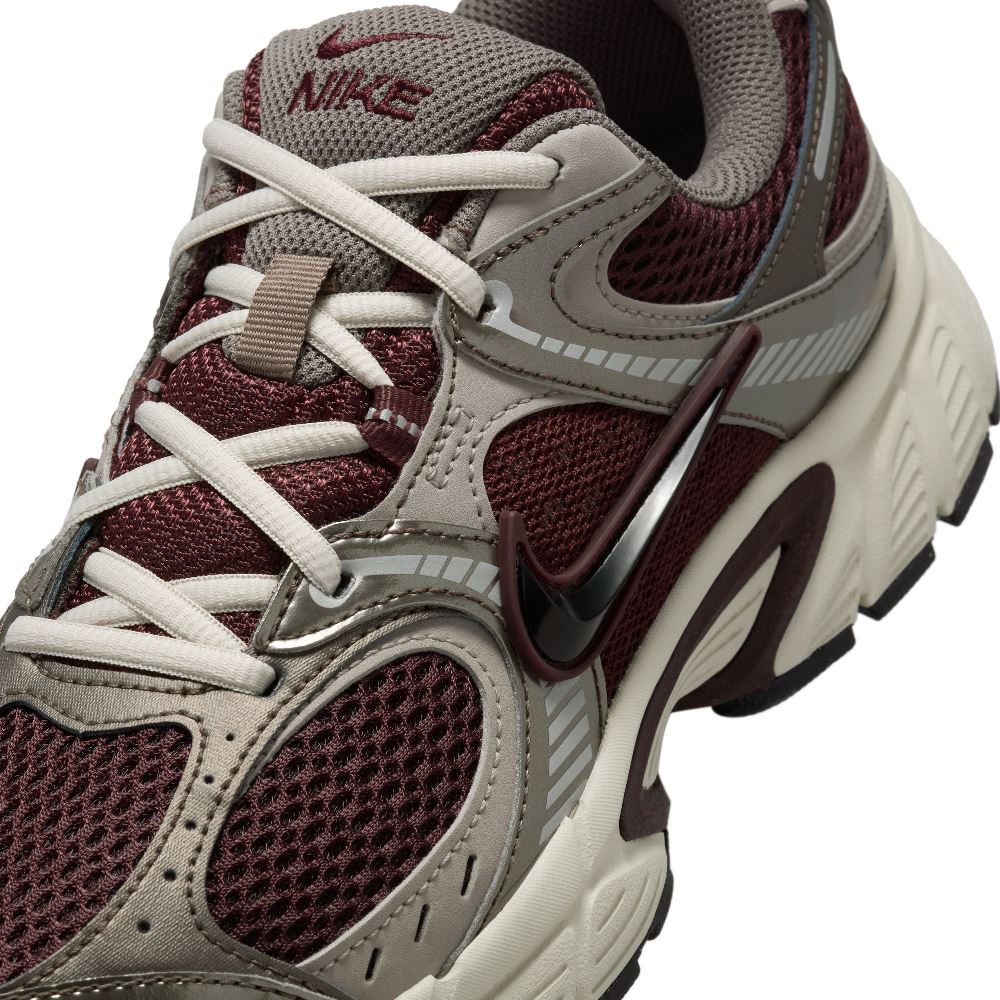 NIKE V5 RNR WOMENS SNEAKERS