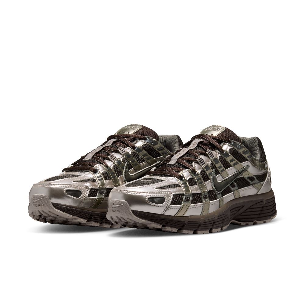 NIKE WOMENS P-6000