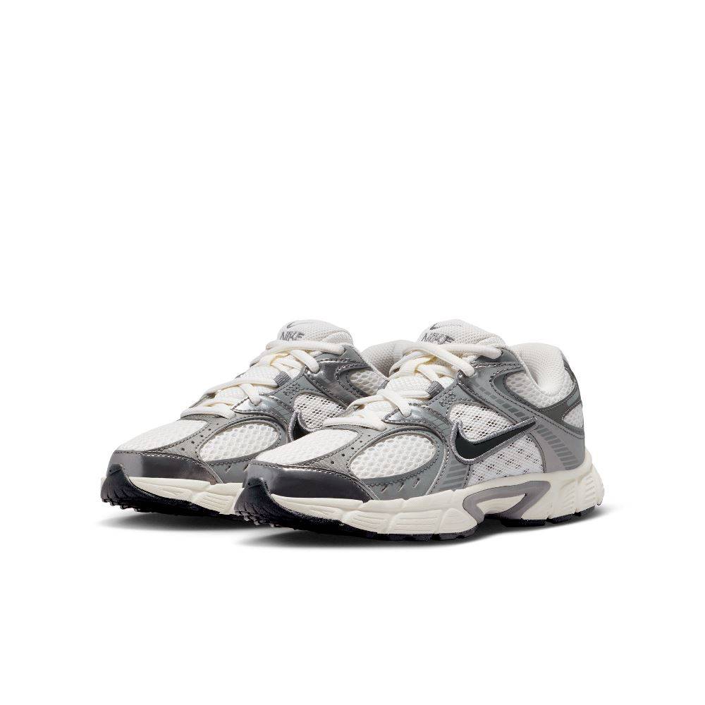 NIKE V5 RNR (GS) JR SHOES