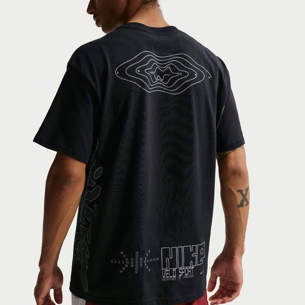 NIKE SPORTSWEAR REFLECTIVE CYCLE TEE