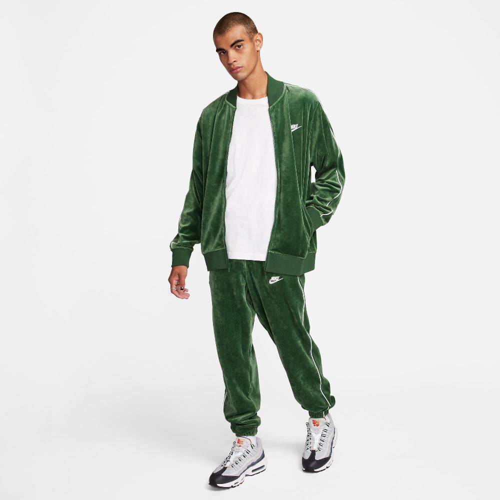 NIKE CLUB VELOUR TRACK PANT
