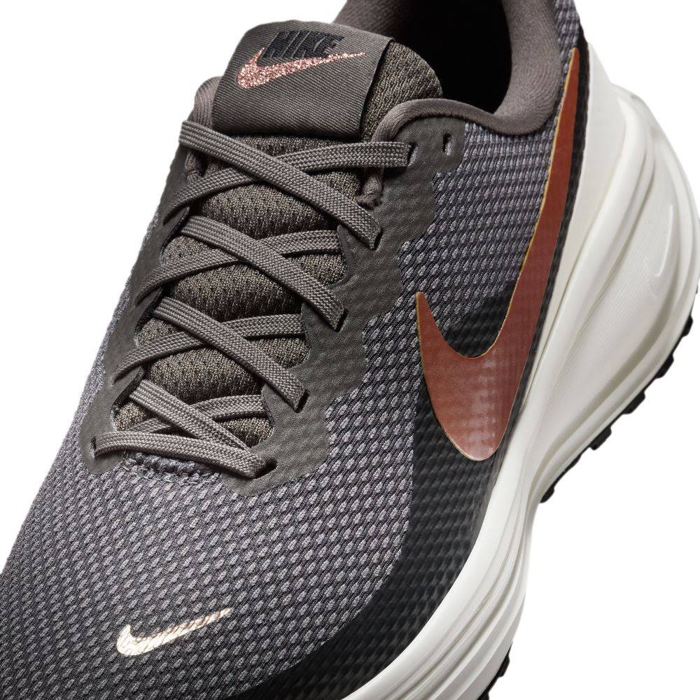 NIKE WOMENS REVOLUTION 8 RUNNING SHOES