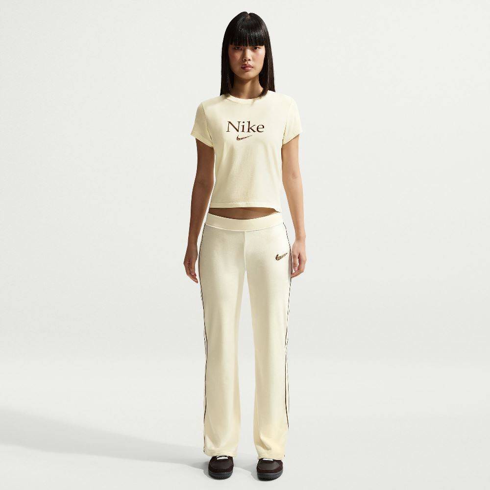 NIKE WOMENS SPORTSWEAR CROPPED TEE