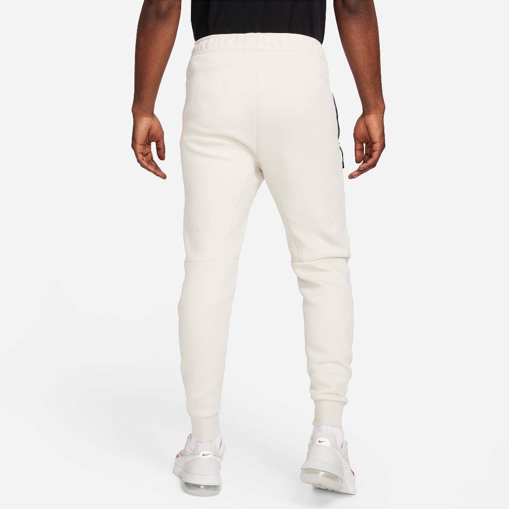 NIKE TECH FLEECE JOGGER