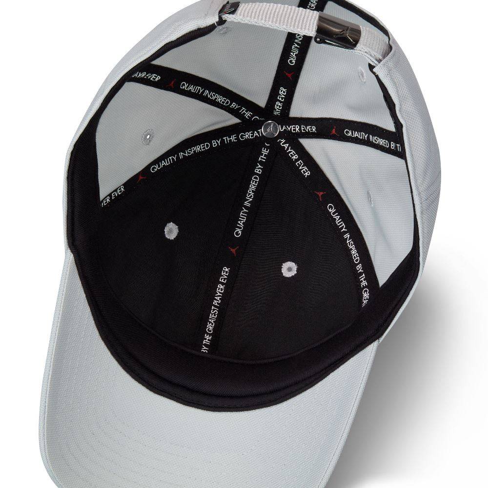 NIKE JORDAN RISE STRUCTURED METAL JUMPMAN HAT
