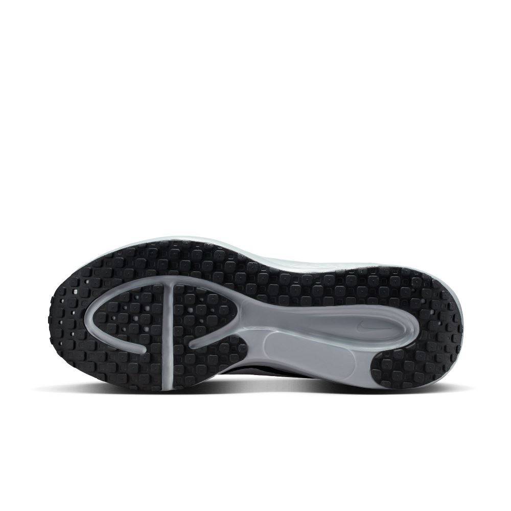 NIKE REVOLUTION 8 MENS SHOES