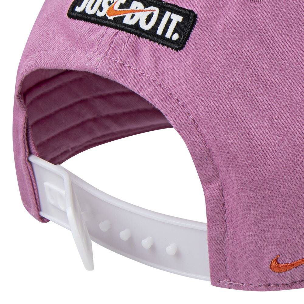 NIKE PATCH TOSS CLUB CAP