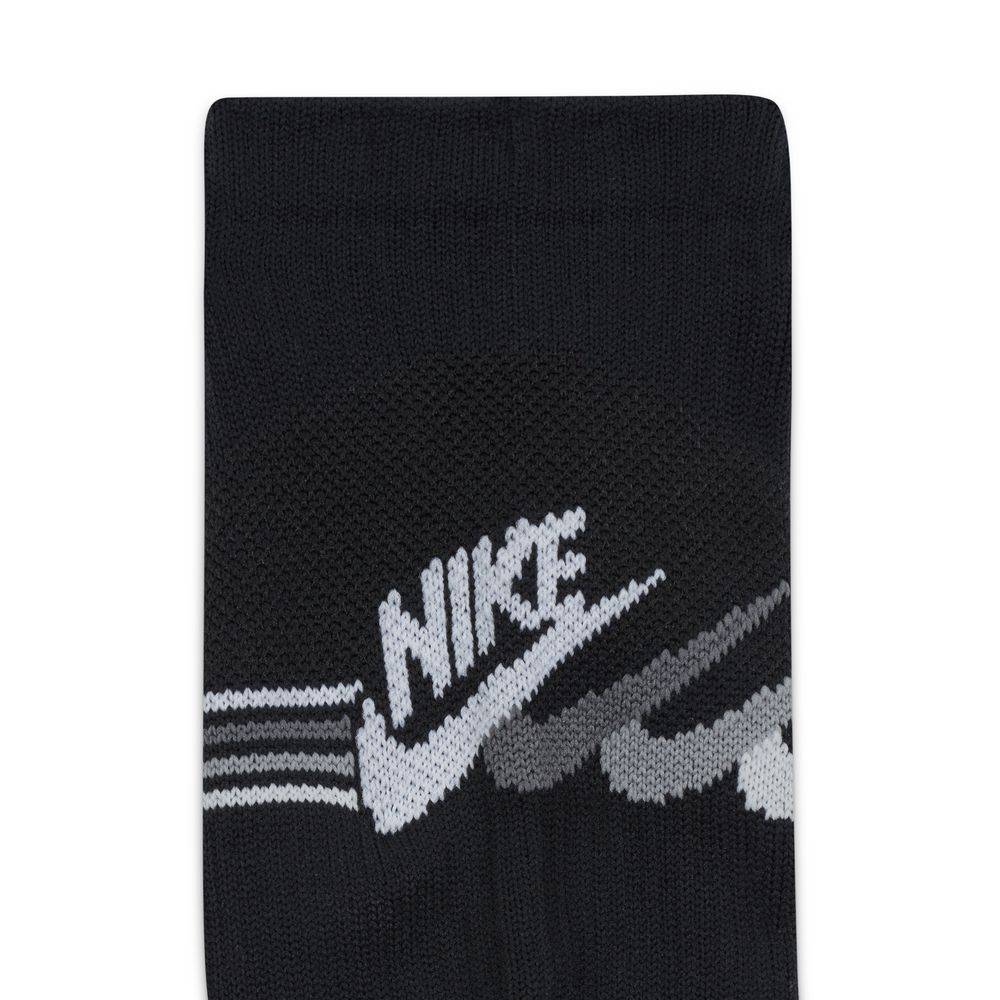 NIKE EVERYDAY PLUS LIGHTWEIGHT 3-PAIRS SOCKS