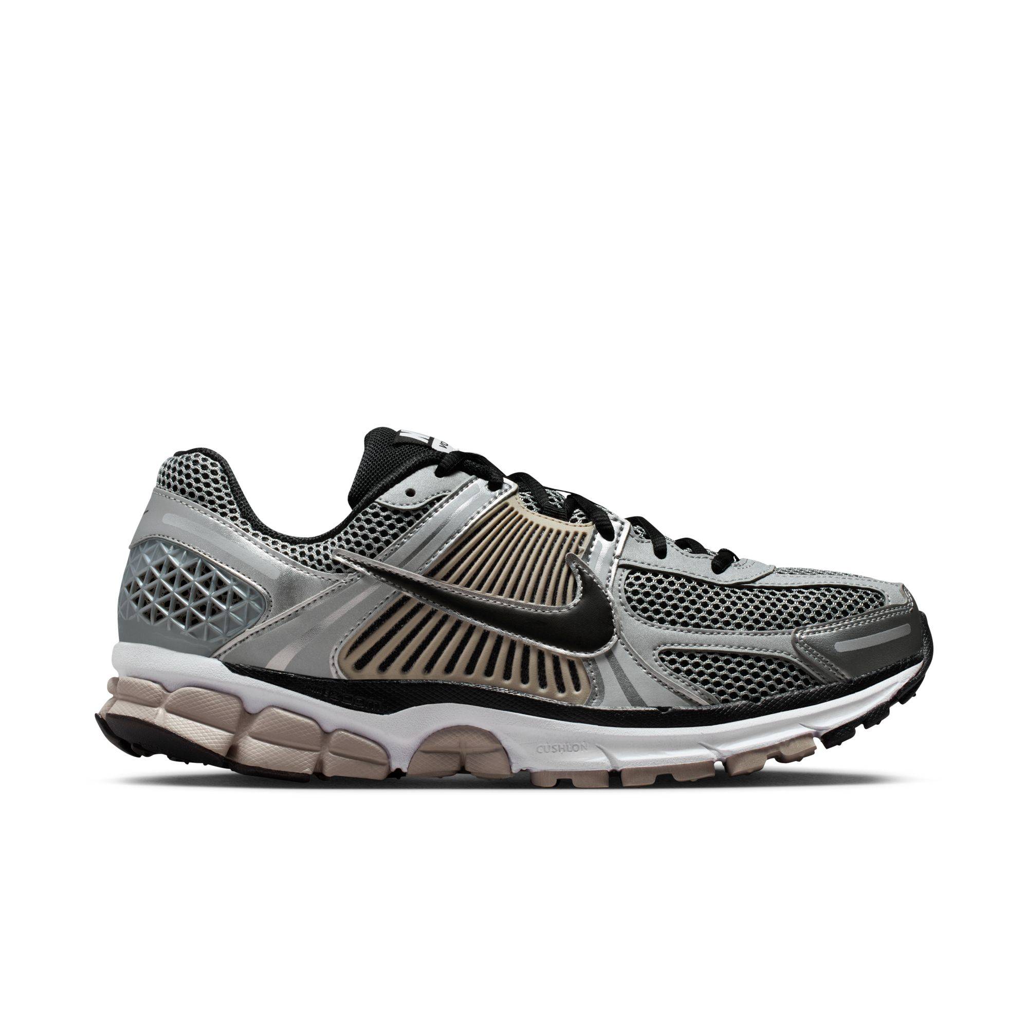 NIKE ZOOM VOMERO 5